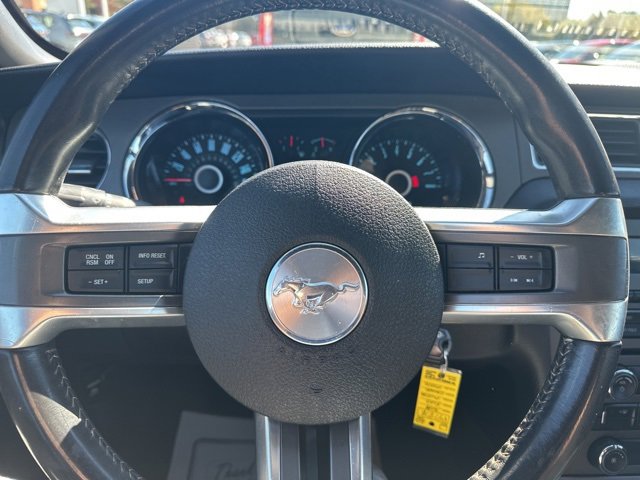 Used 2014 Ford Mustang Convertible image 16