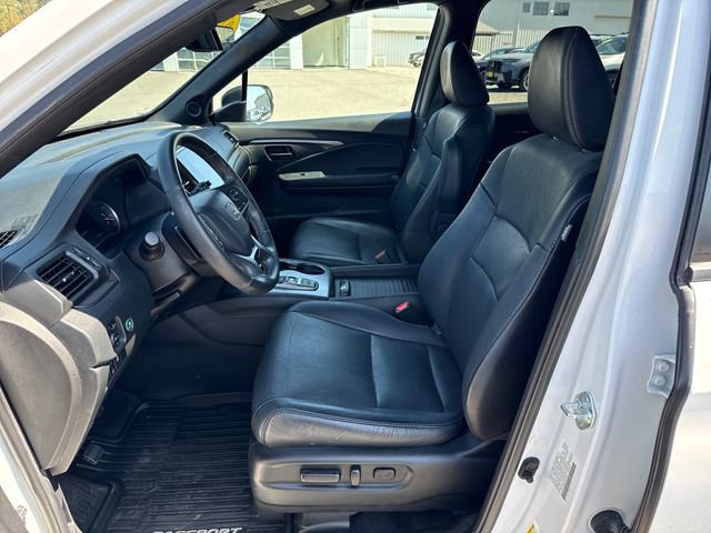 Used 2023 Honda Passport EX-L image 15