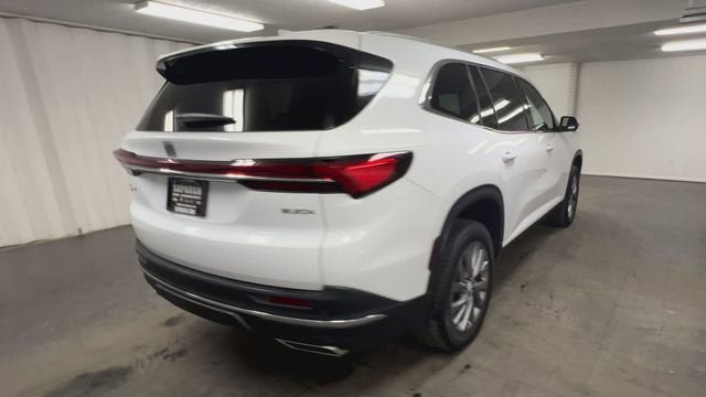 Certified 2025 Buick Enclave Preferred image 8