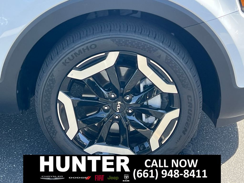 Used 2025 Kia Telluride S image 14