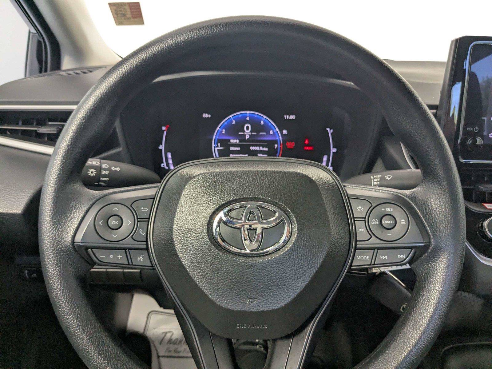 Used 2026 Toyota Corolla LE FWD image 15