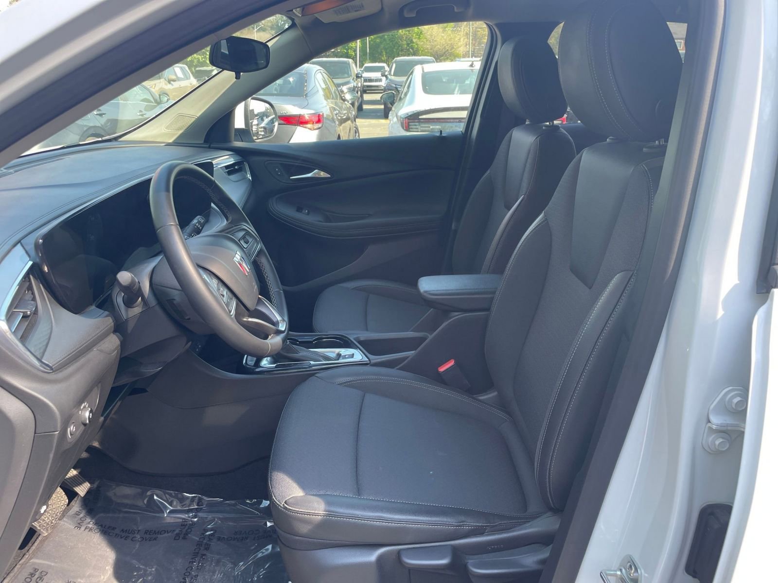 Used 2025 Buick Encore GX Preferred image 25