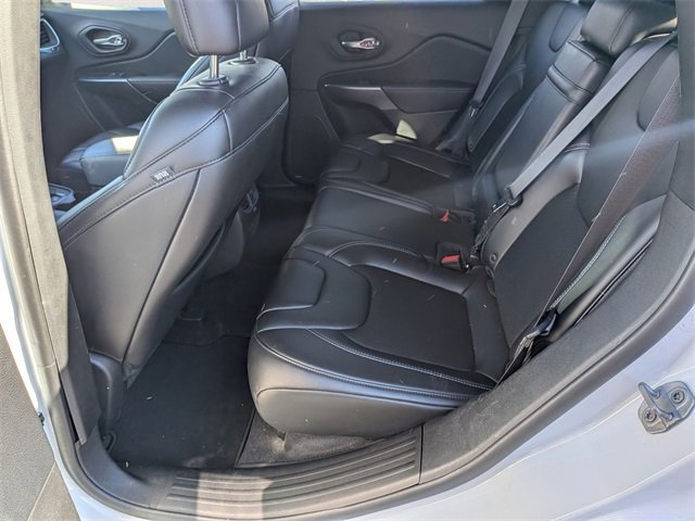 Used 2019 Jeep Cherokee Latitude Plus image 25