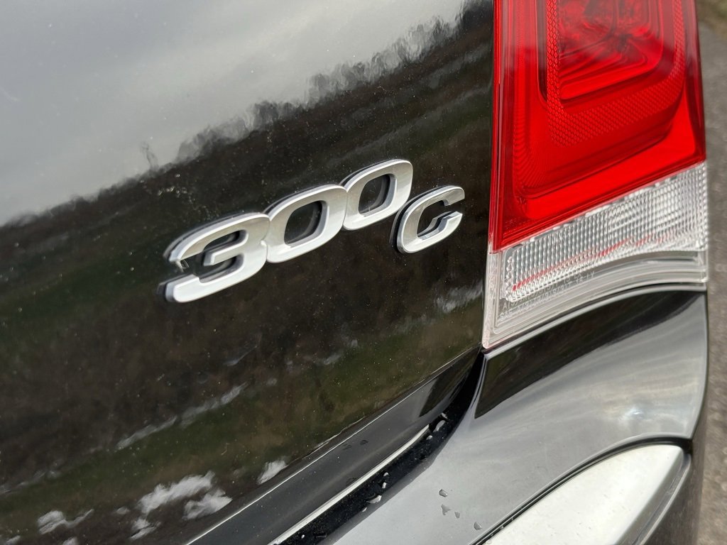 Used 2019 Chrysler 300 C w/ Sun, Sound & Nav Package image 10