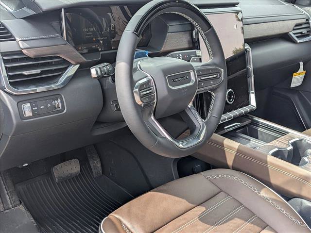 New 2026 GMC Acadia Denali Ultimate w/ LPO, Floor Liner Package AWD/4WD image 3