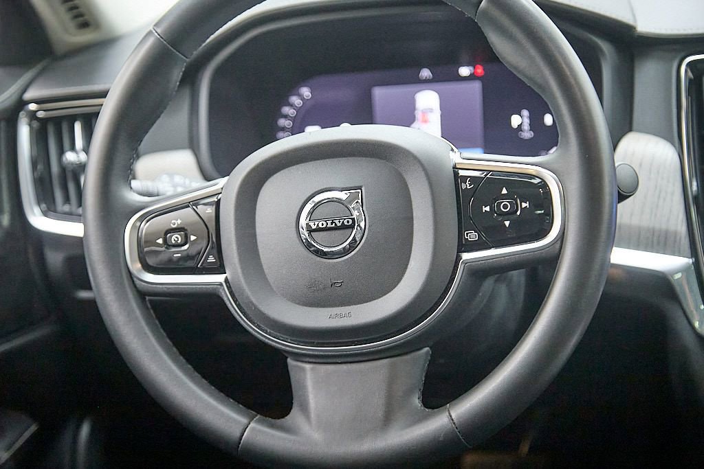 Used 2023 Volvo S90 B6 Ultimate w/ Protection Package Premier image 28