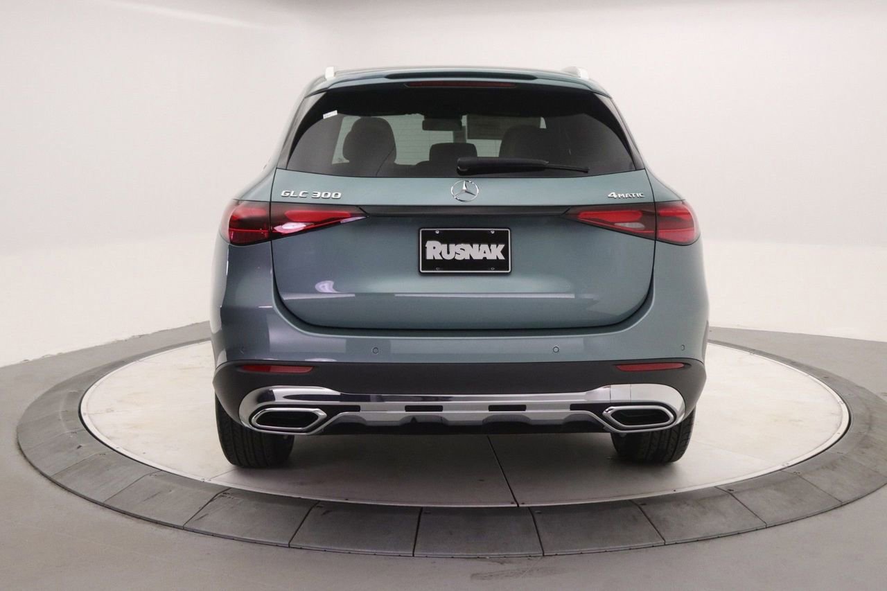 New 2026 Mercedes-Benz GLC 300 image 3