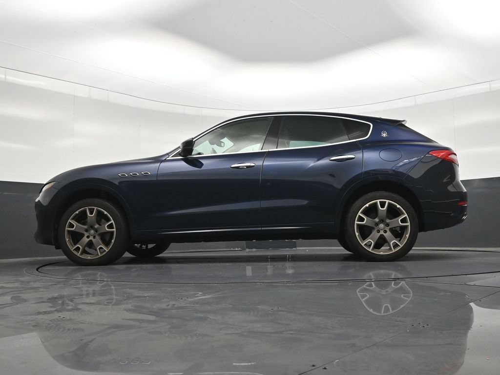 Used 2019 Maserati Levante AWD/4WD image 23