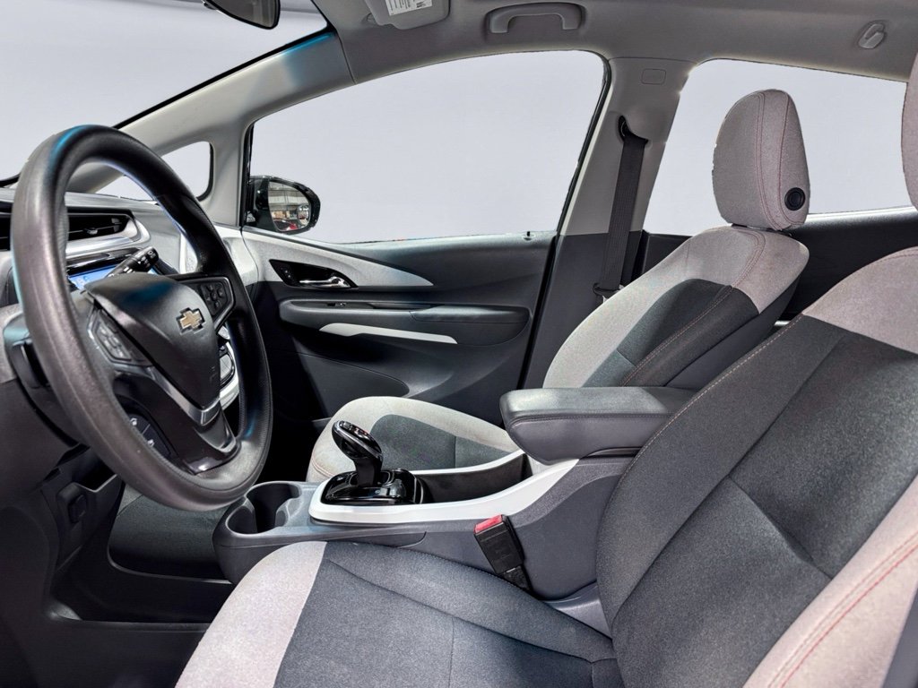 Used 2020 Chevrolet Bolt LT image 17