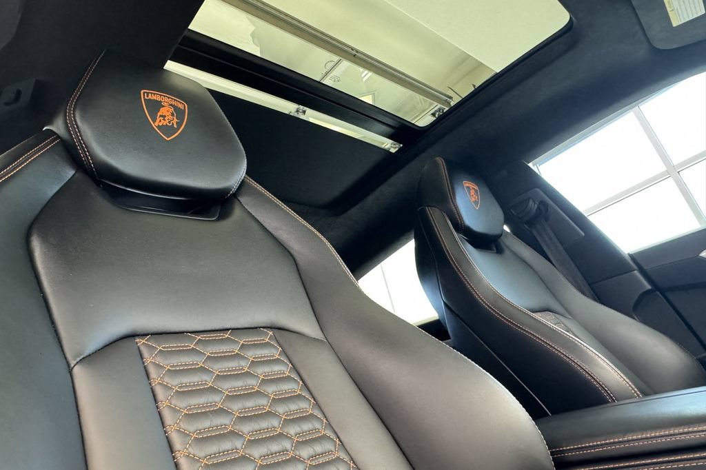 Used 2020 Lamborghini Urus AWD/4WD image 20