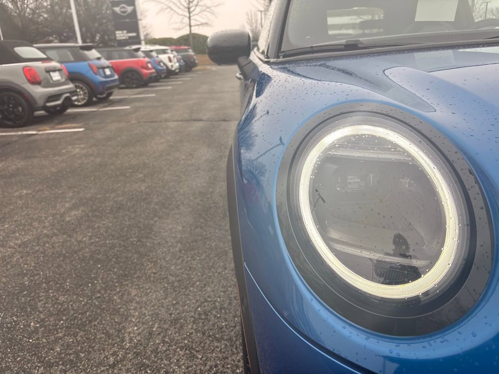 Used 2025 MINI Cooper S image 11