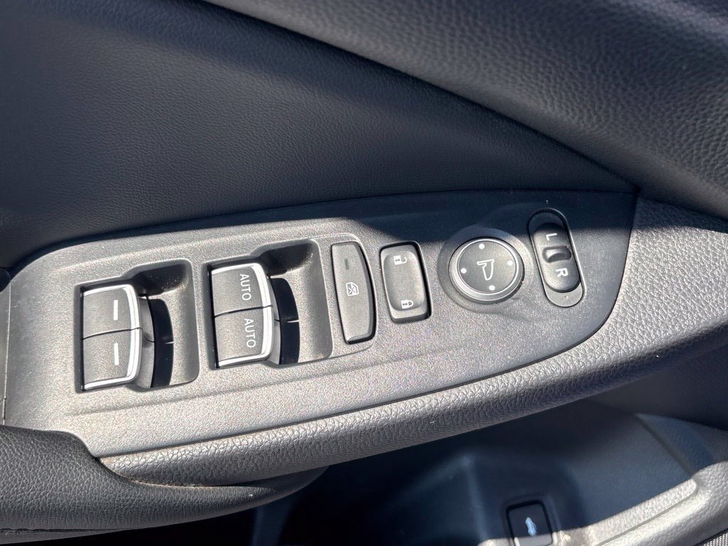 Used 2021 Honda Accord Sport image 8