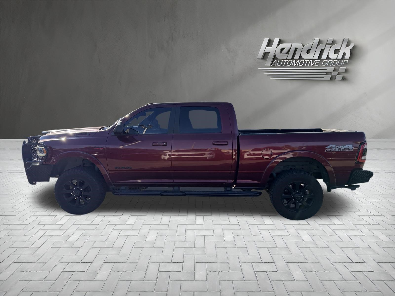 Used 2019 RAM 2500 Laramie w/ Night Edition AWD/4WD image 6