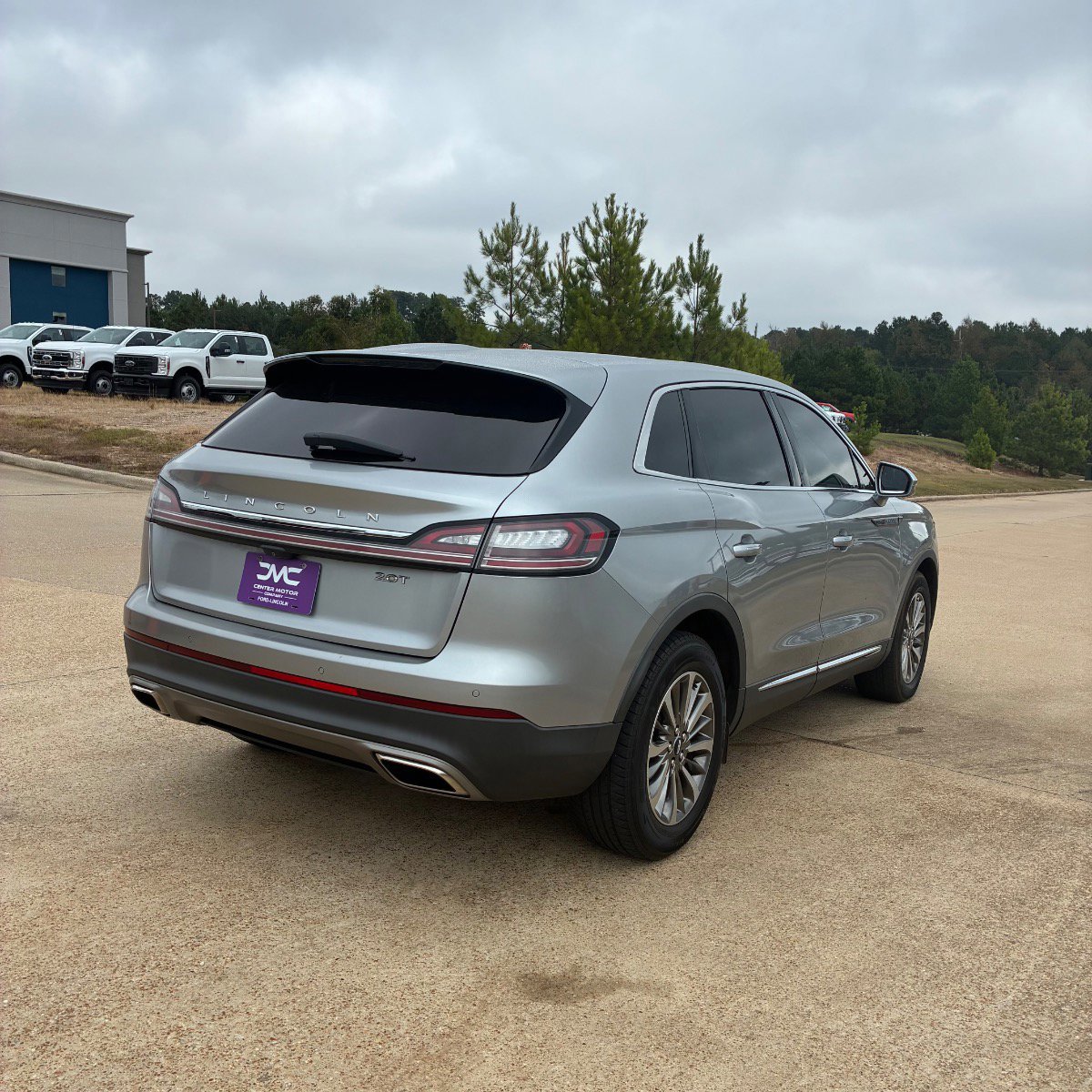 Used 2020 Lincoln Nautilus FWD w/ Equipment Group 101A image 5