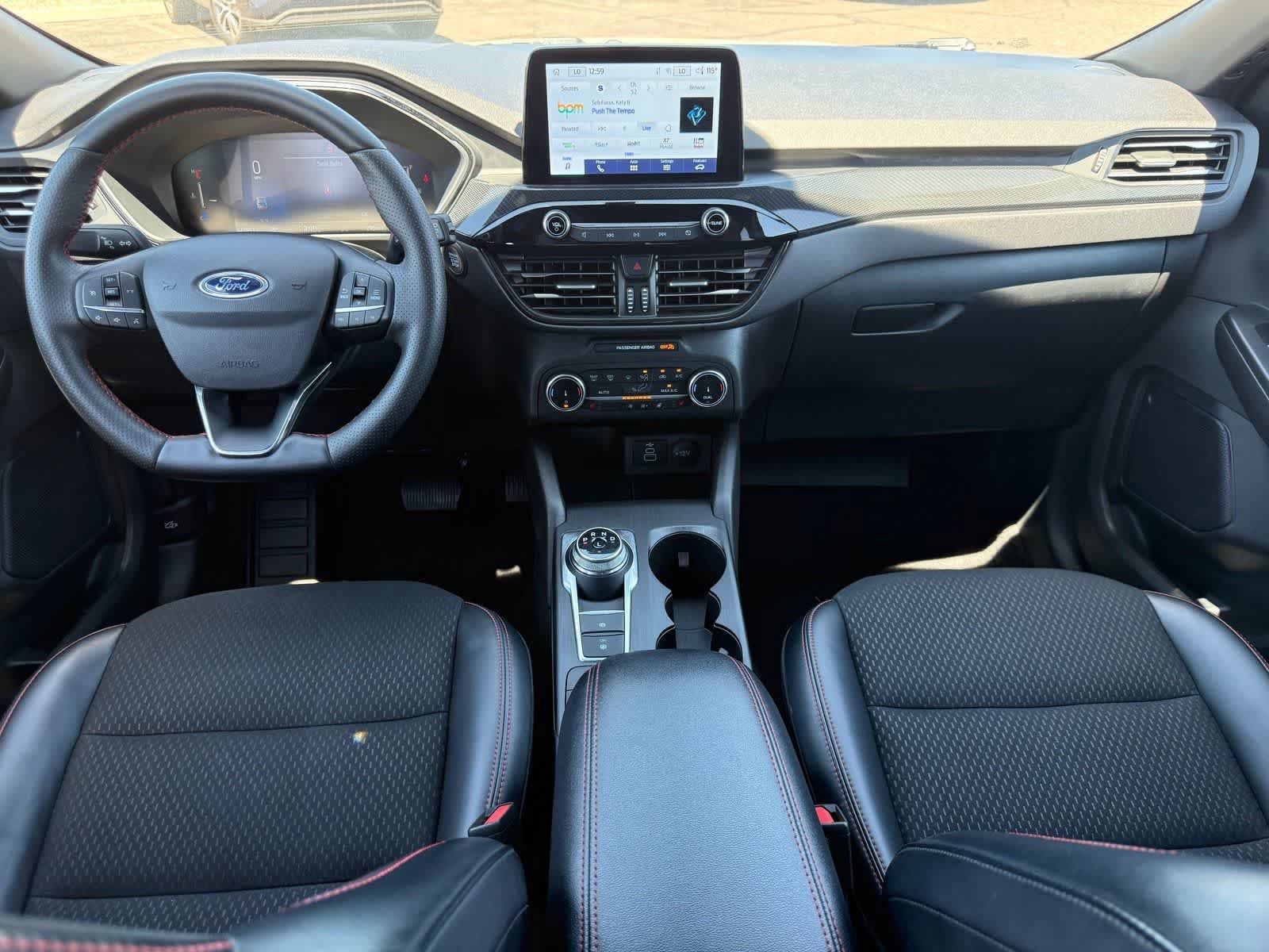 Used 2025 Ford Escape ST-Line Select AWD/4WD image 29