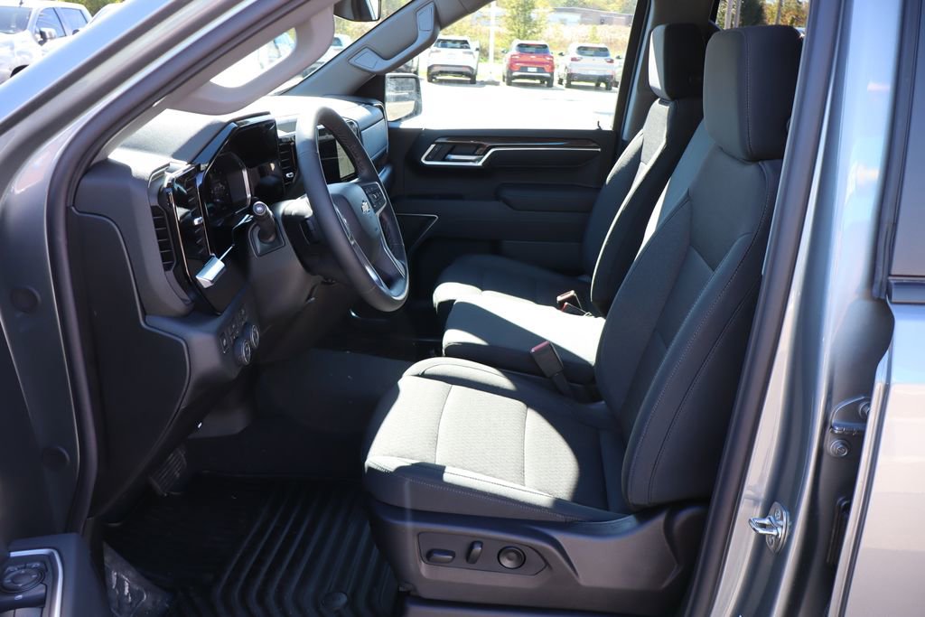 New 2026 Chevrolet Silverado 1500 LT image 23