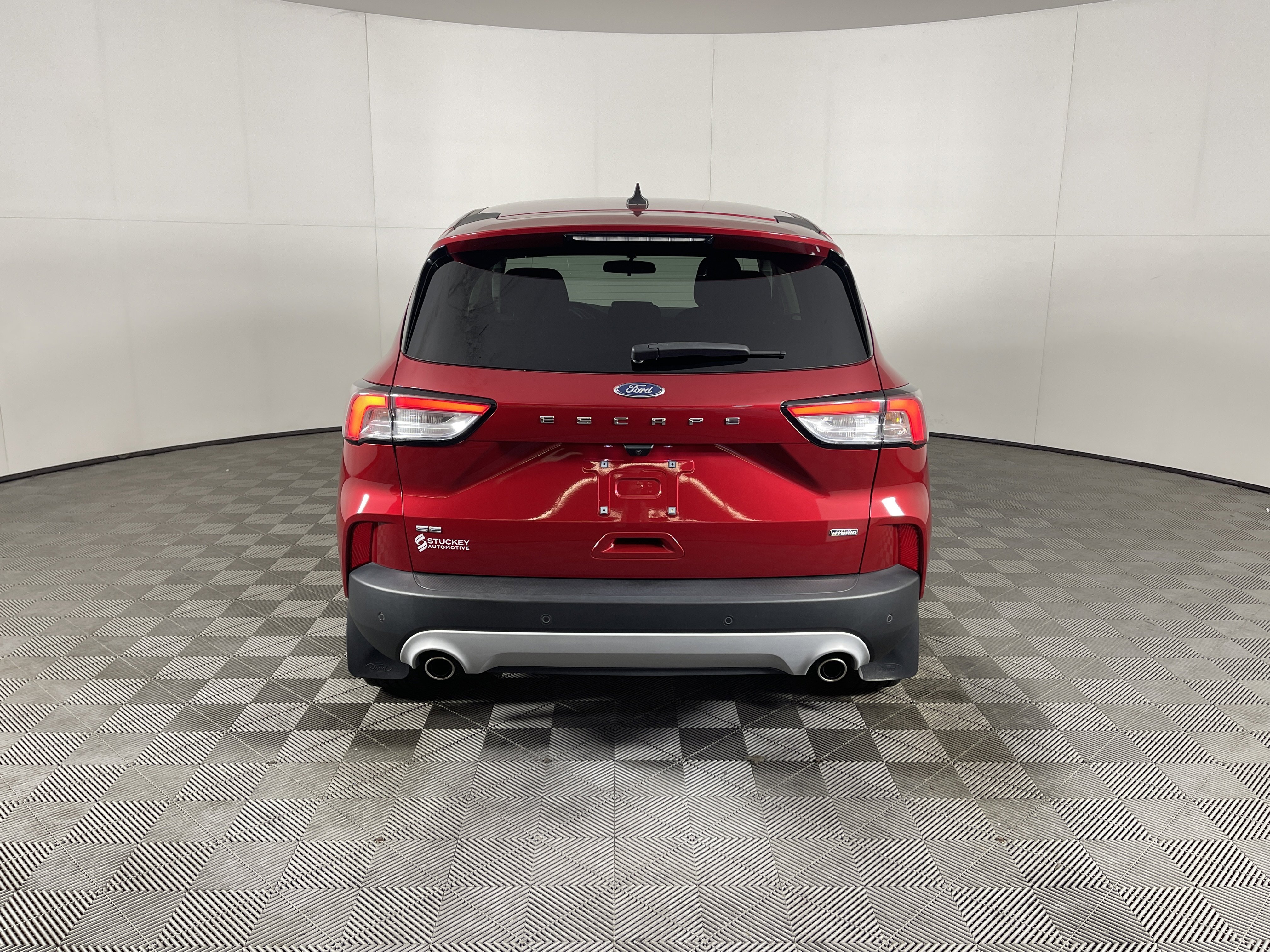 Used 2022 Ford Escape SE image 4