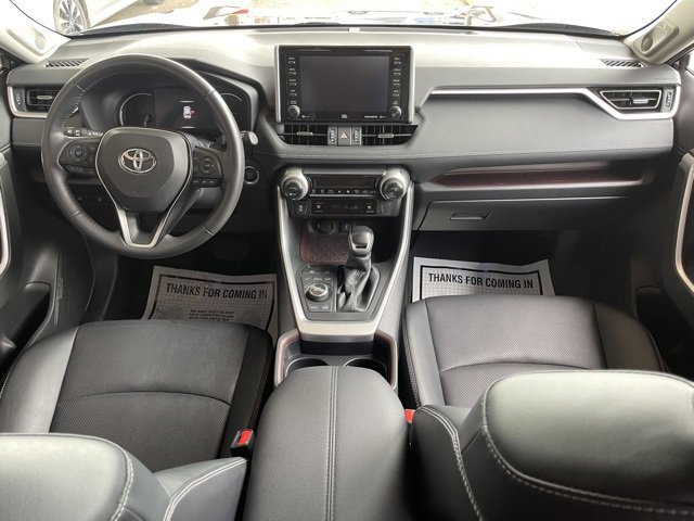 Used 2021 Toyota RAV4 Limited image 13