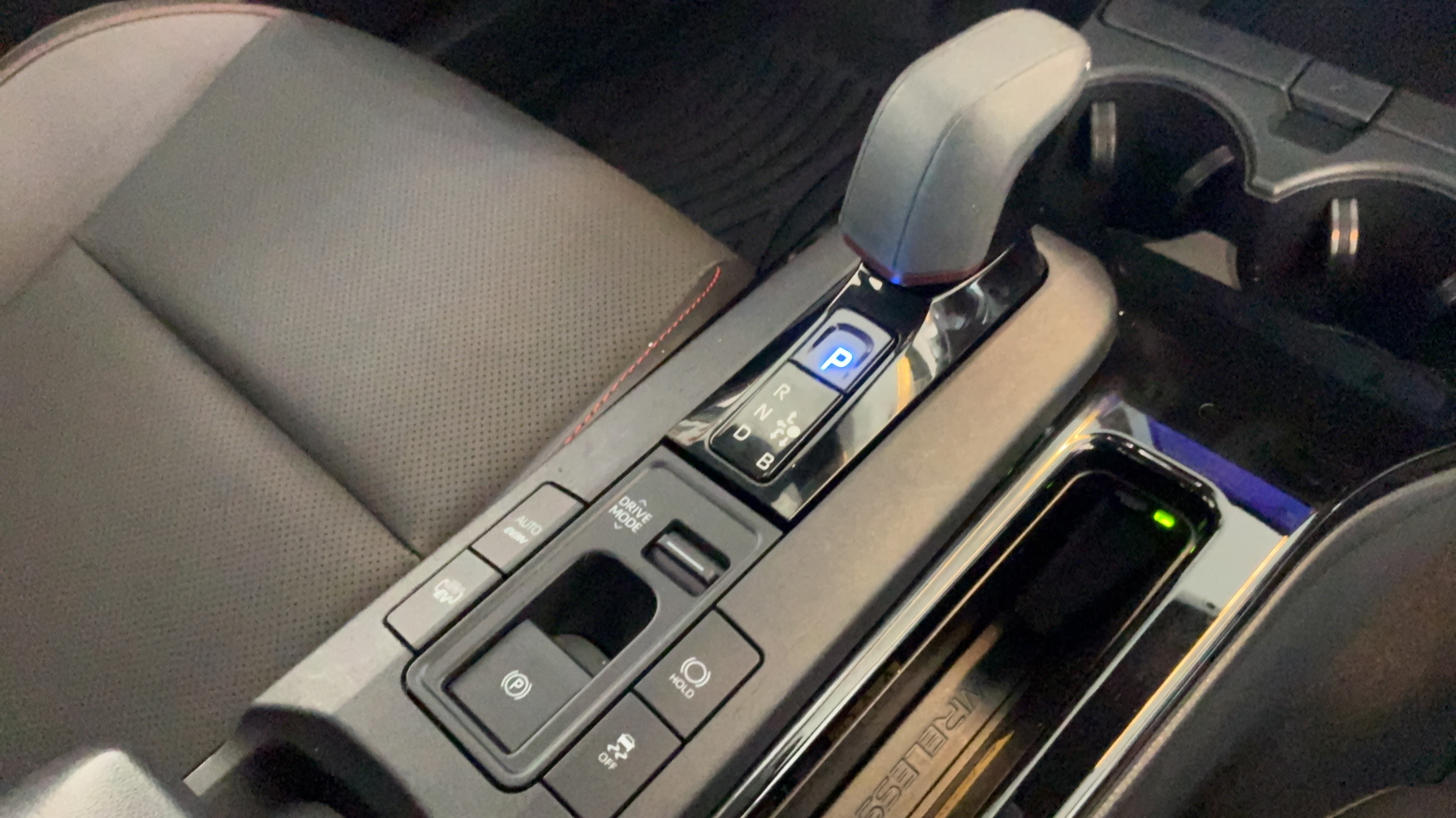 Certified 2026 Toyota Prius Plug-In Hybrid FWD image 35
