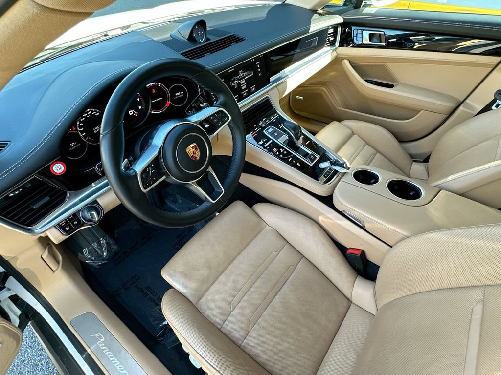 Used 2018 Porsche Panamera 4 AWD/4WD image 4