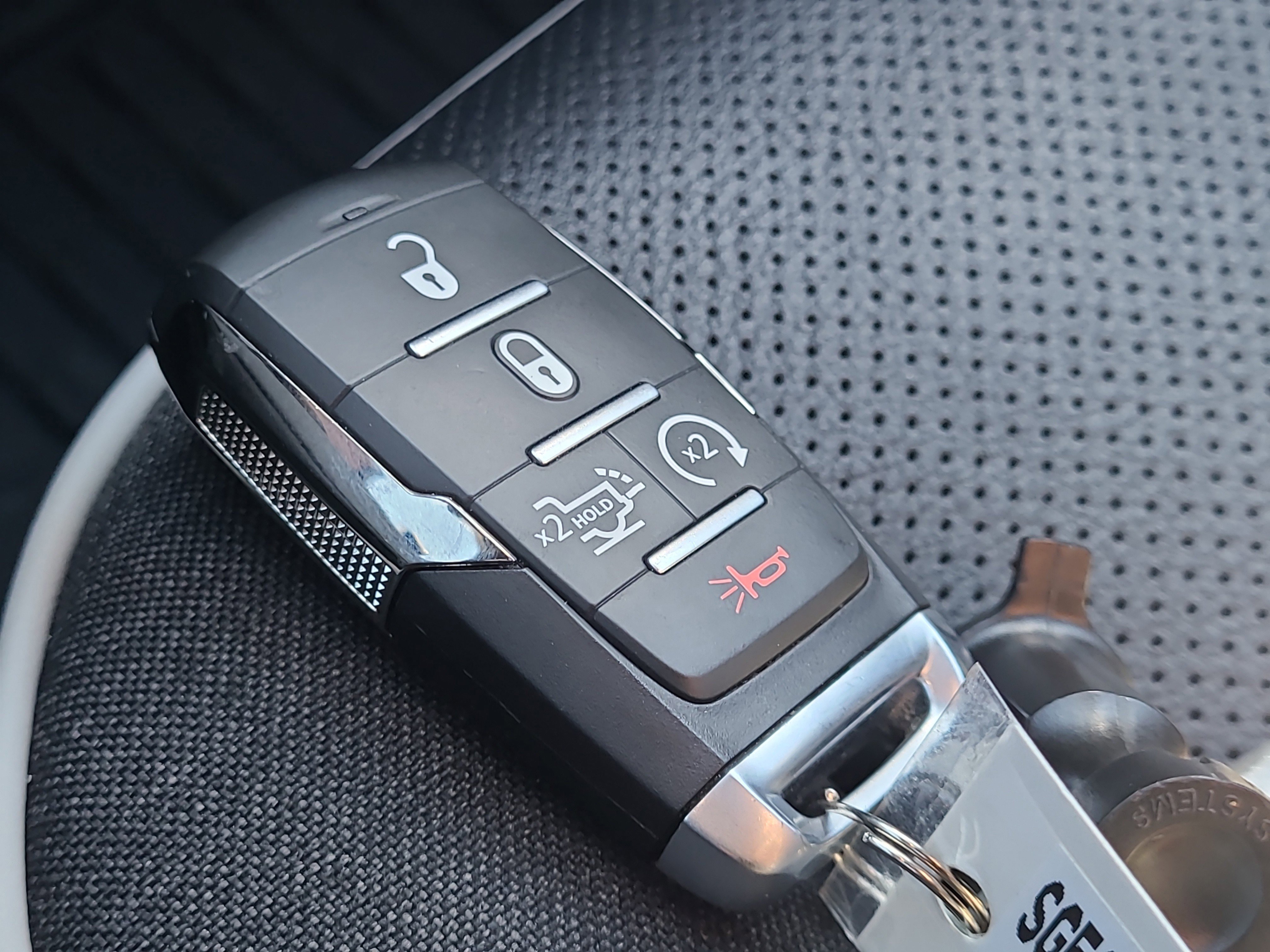 Used 2025 RAM 3500 Limited image 32