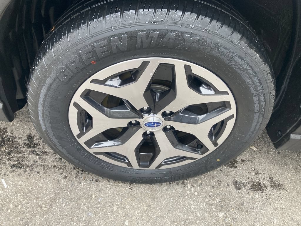Used 2023 Subaru Forester Premium AWD/4WD image 34