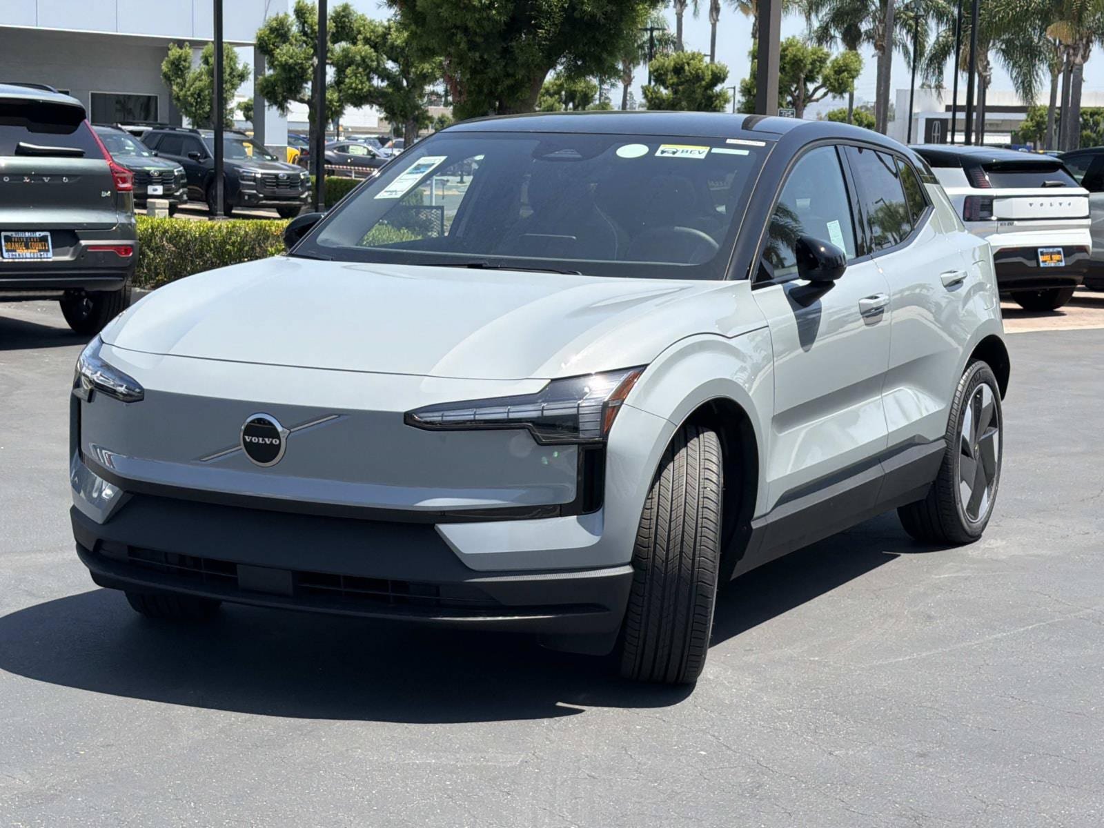 New 2026 Volvo EX30 Plus w/ Climate Package AWD/4WD image 3