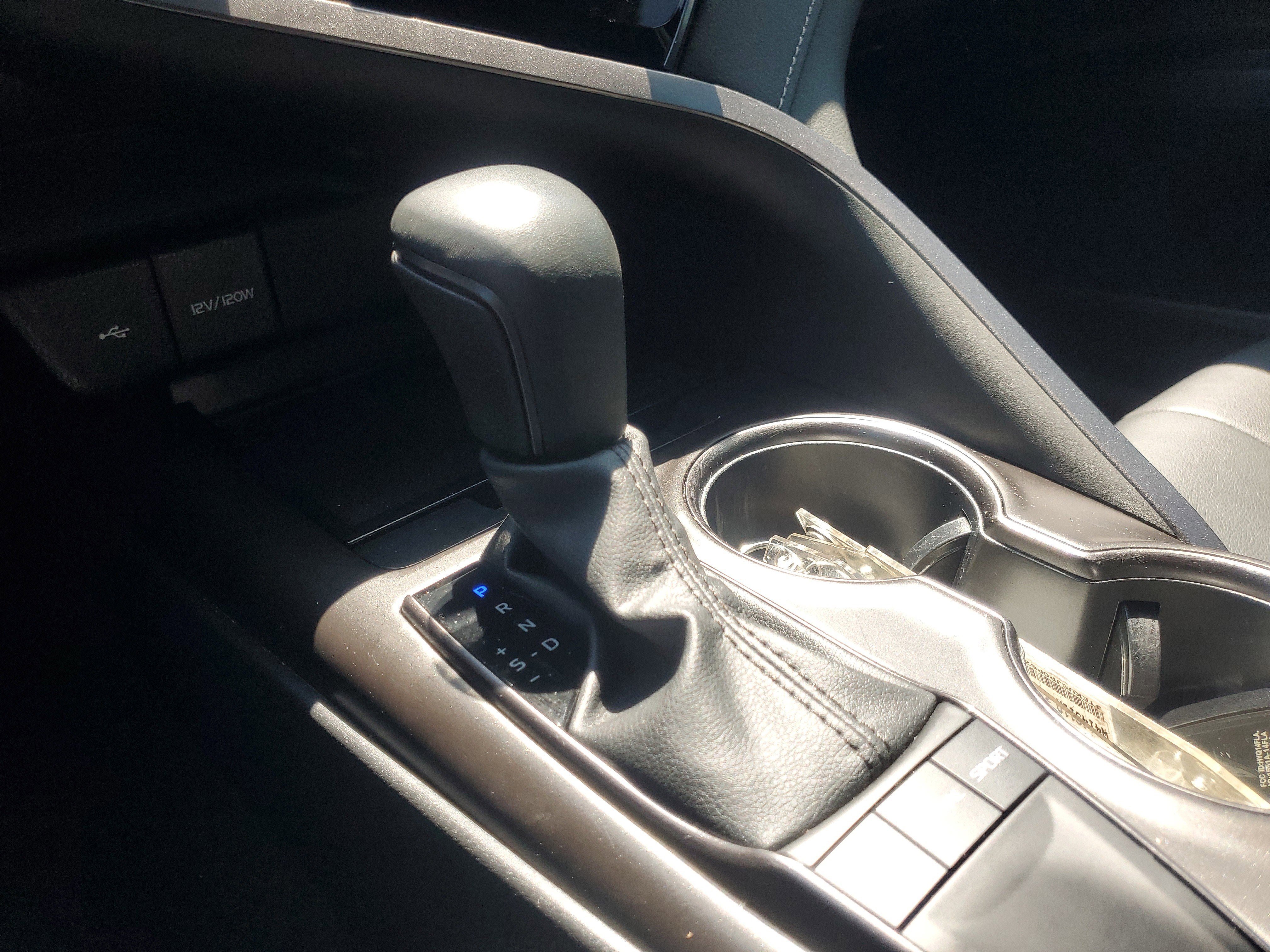 Used 2024 Toyota Camry SE FWD image 29