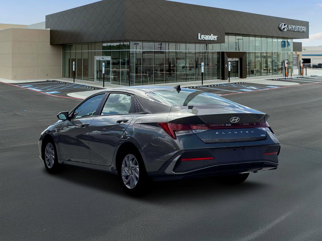 New 2026 Hyundai Elantra Blue image 5