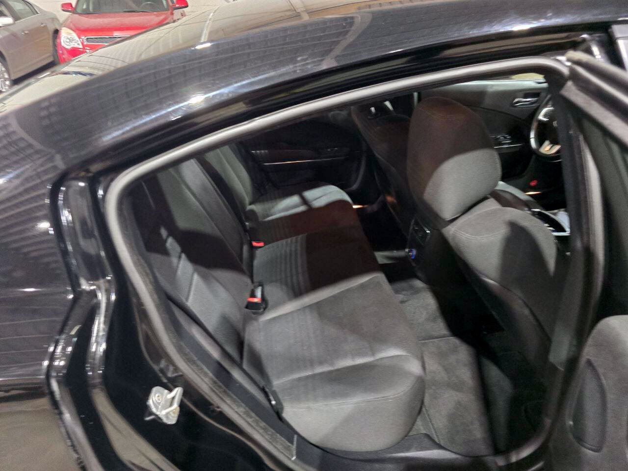 Used 2014 Dodge Charger SXT AWD/4WD image 29