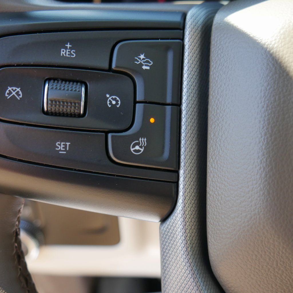 Used 2023 GMC Yukon XL Denali image 62