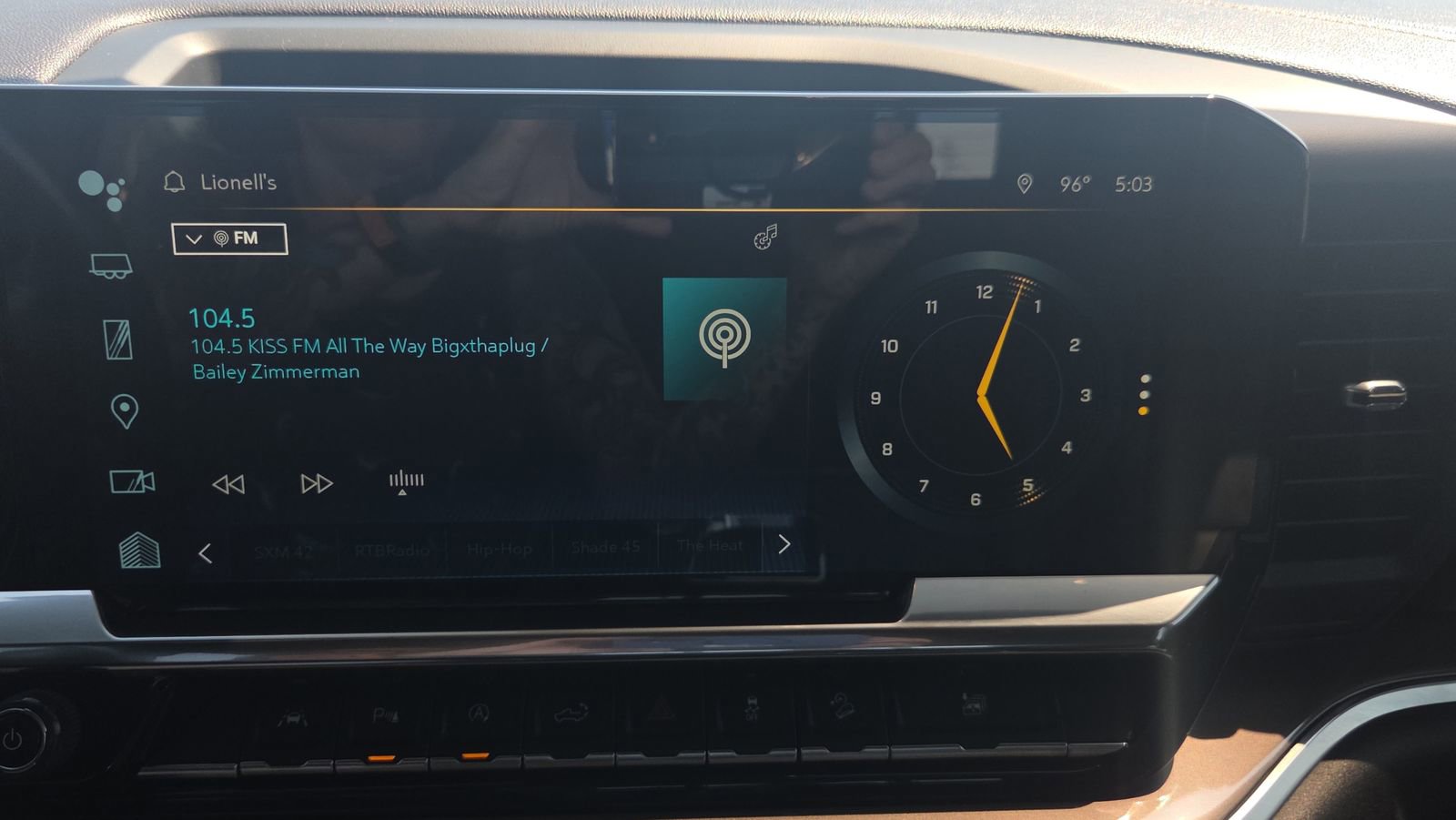 Used 2022 Chevrolet Silverado 1500 High Country w/ Z71 Off-Road Package image 10