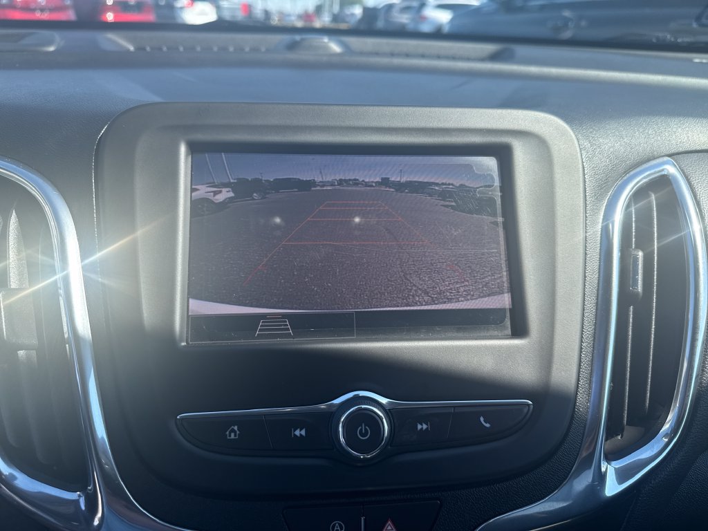 Used 2024 Chevrolet Equinox LT FWD image 28