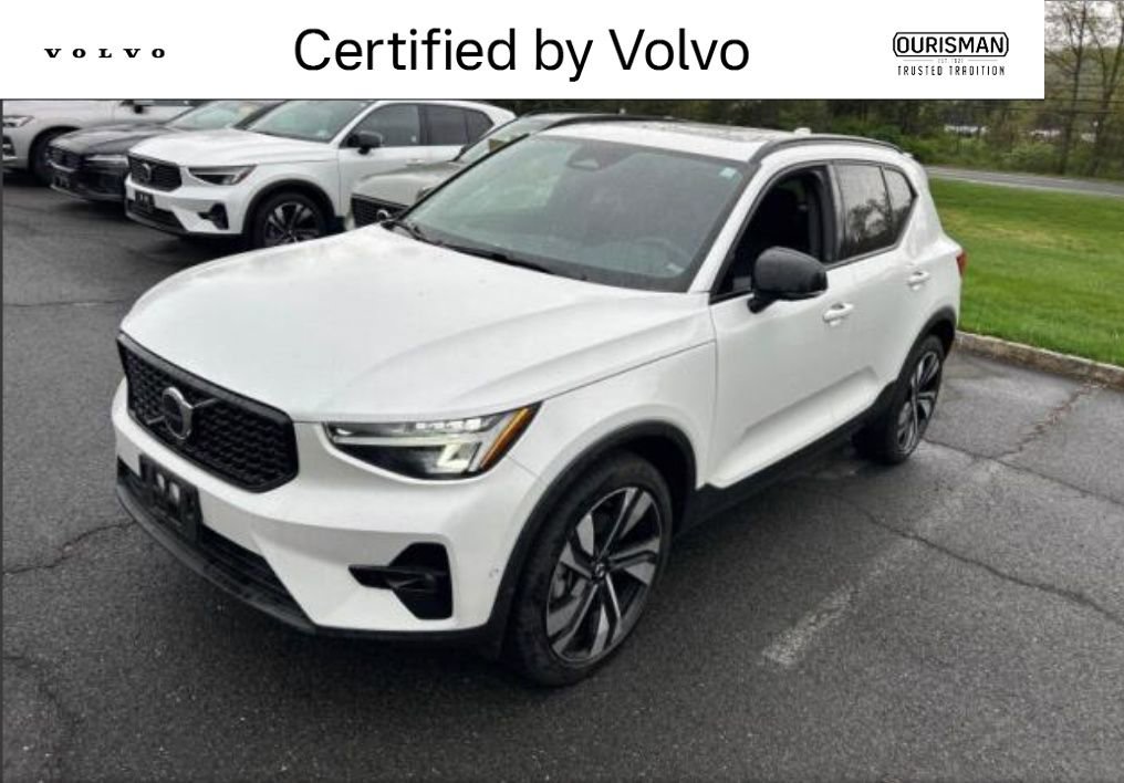 Certified 2023 Volvo XC40 B5 Plus w/ Protection Package Premier AWD/4WD image 1