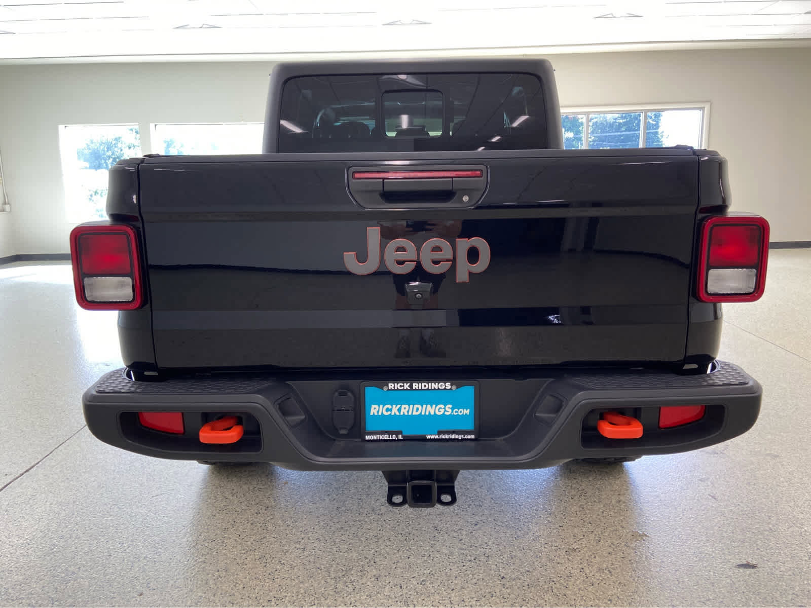 Used 2023 Jeep Gladiator Mojave w/ Cold Weather Group image 7