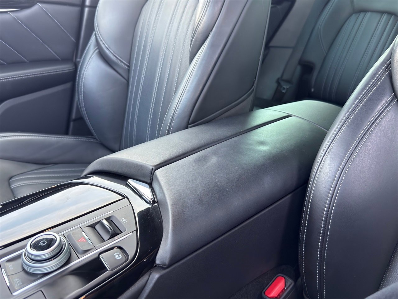 Certified 2023 Maserati Levante GT image 28