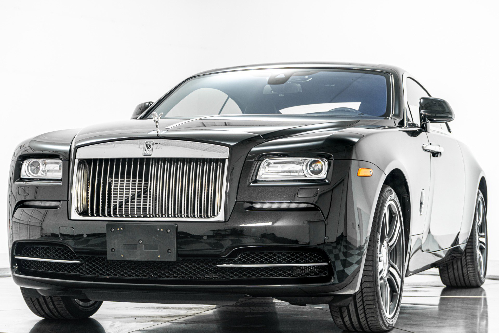 Used 2015 Rolls-Royce Wraith image 5