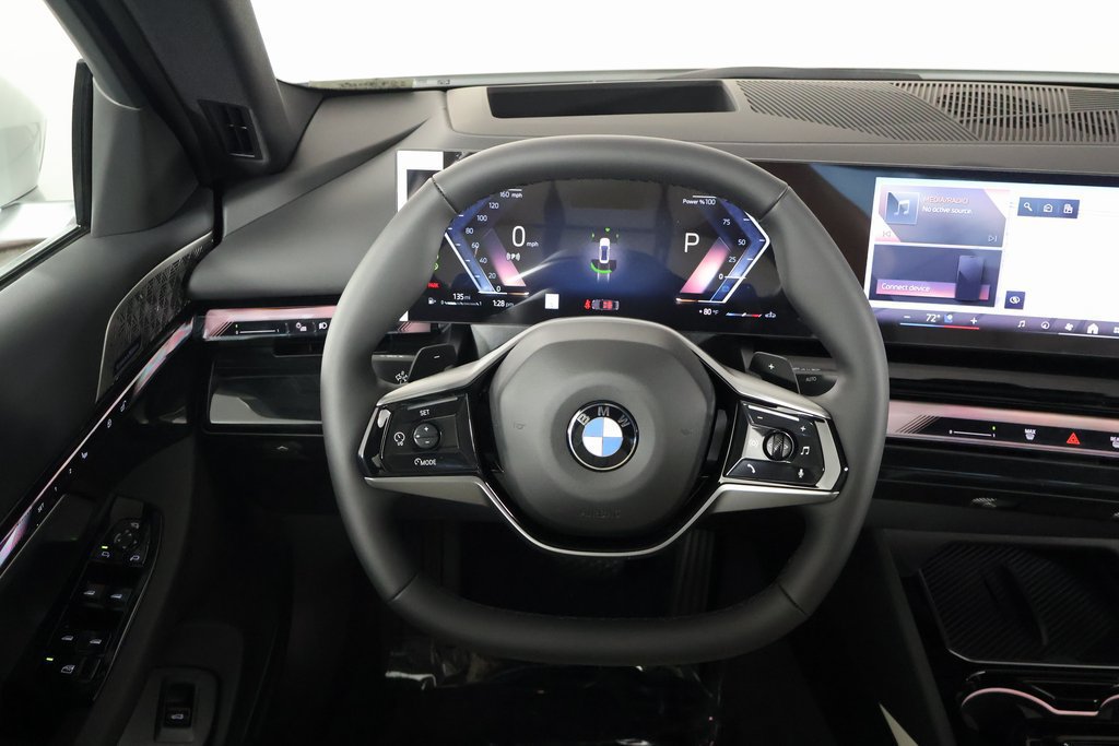 New 2027 BMW 530i RWD image 3