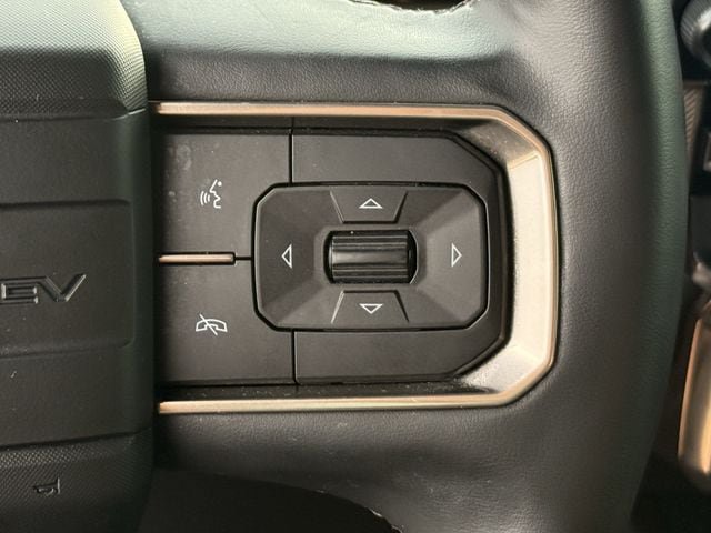 Used 2024 GMC Hummer EV 3X AWD/4WD image 14