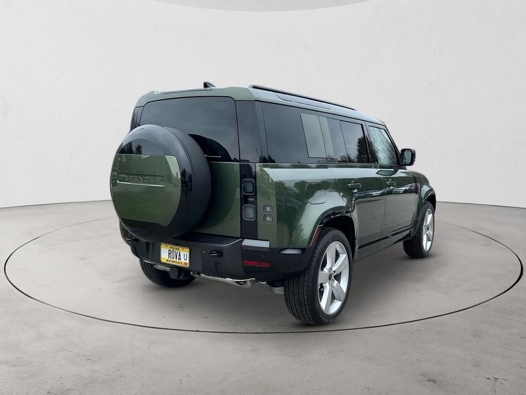 New 2026 Land Rover Defender 110 X-Dynamic SE AWD/4WD image 5