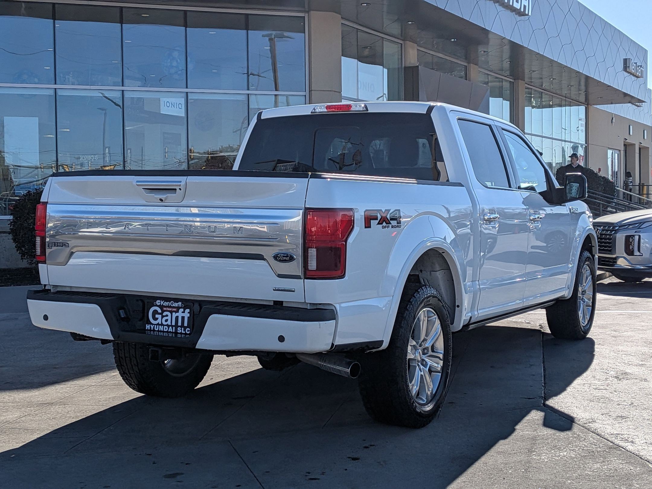 Used 2020 Ford F150 Platinum w/ Equipment Group 701A Luxury image 5