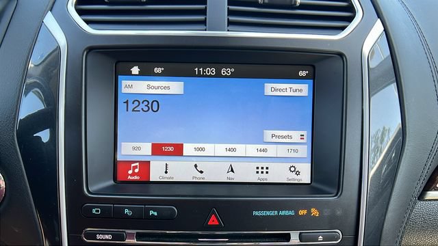 Used 2017 Ford Explorer Platinum AWD/4WD image 28