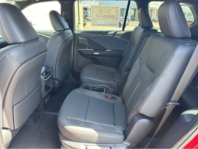 New 2026 Lexus TX 550h AWD Plug-In Hybrid image 24