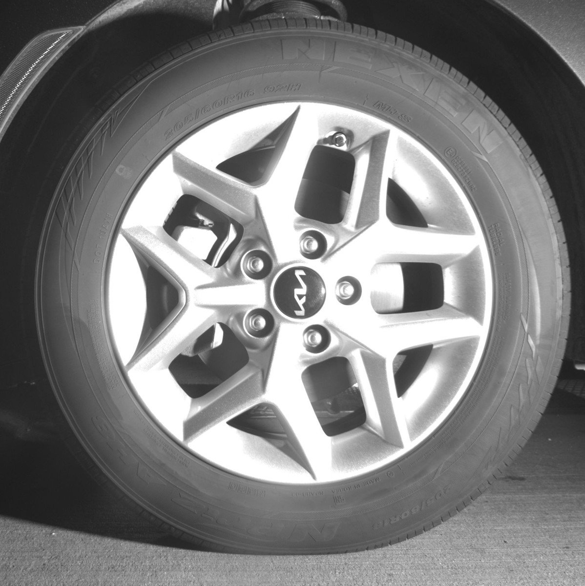 Used 2025 Kia Soul LX w/ LX Technology Package FWD image 12
