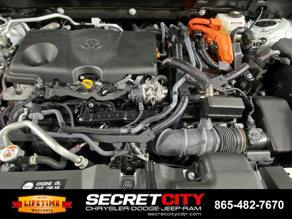 Used 2023 Toyota RAV4 XSE w/ Weather Package AWD/4WD image 31