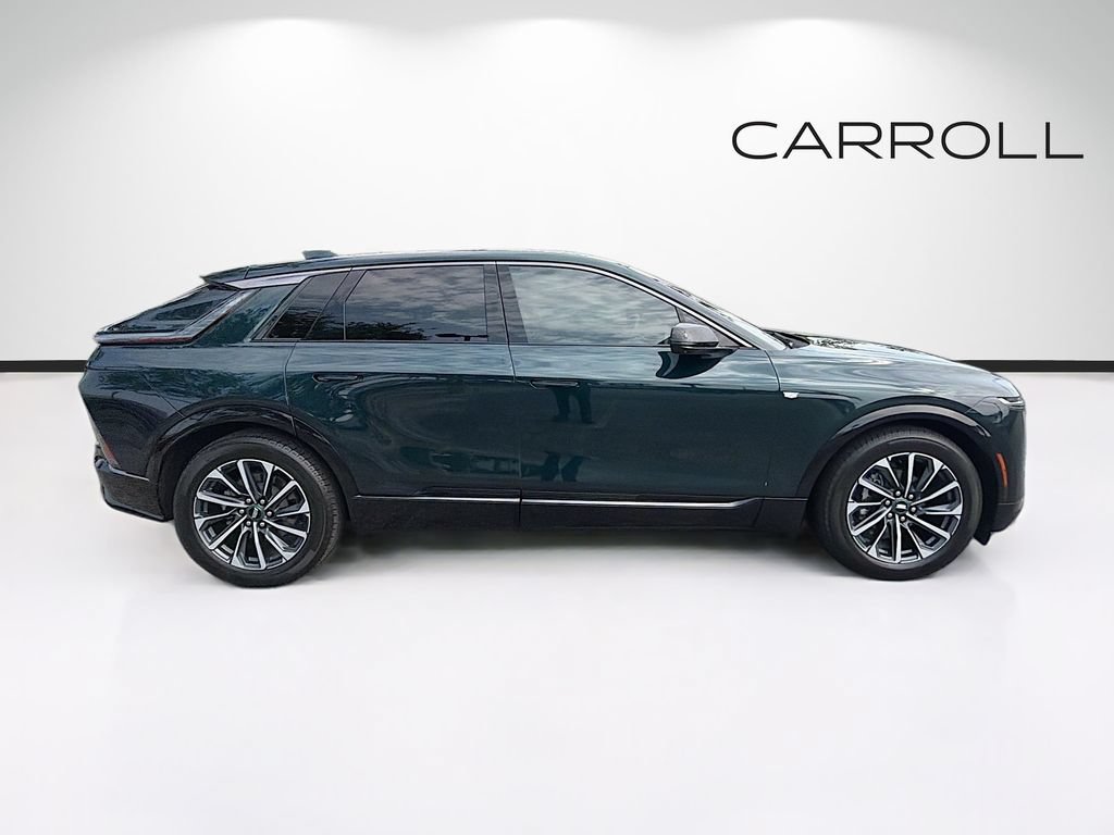 Used 2024 Cadillac Lyriq Sport RWD image 2