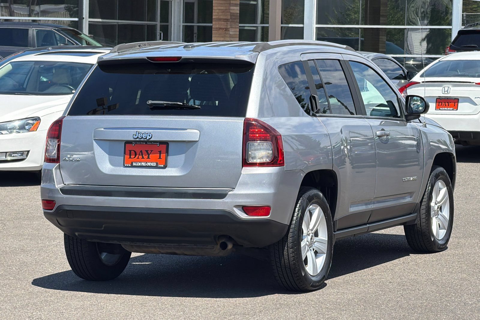 Used 2016 Jeep Compass Sport w/ Power Value Group AWD/4WD image 5
