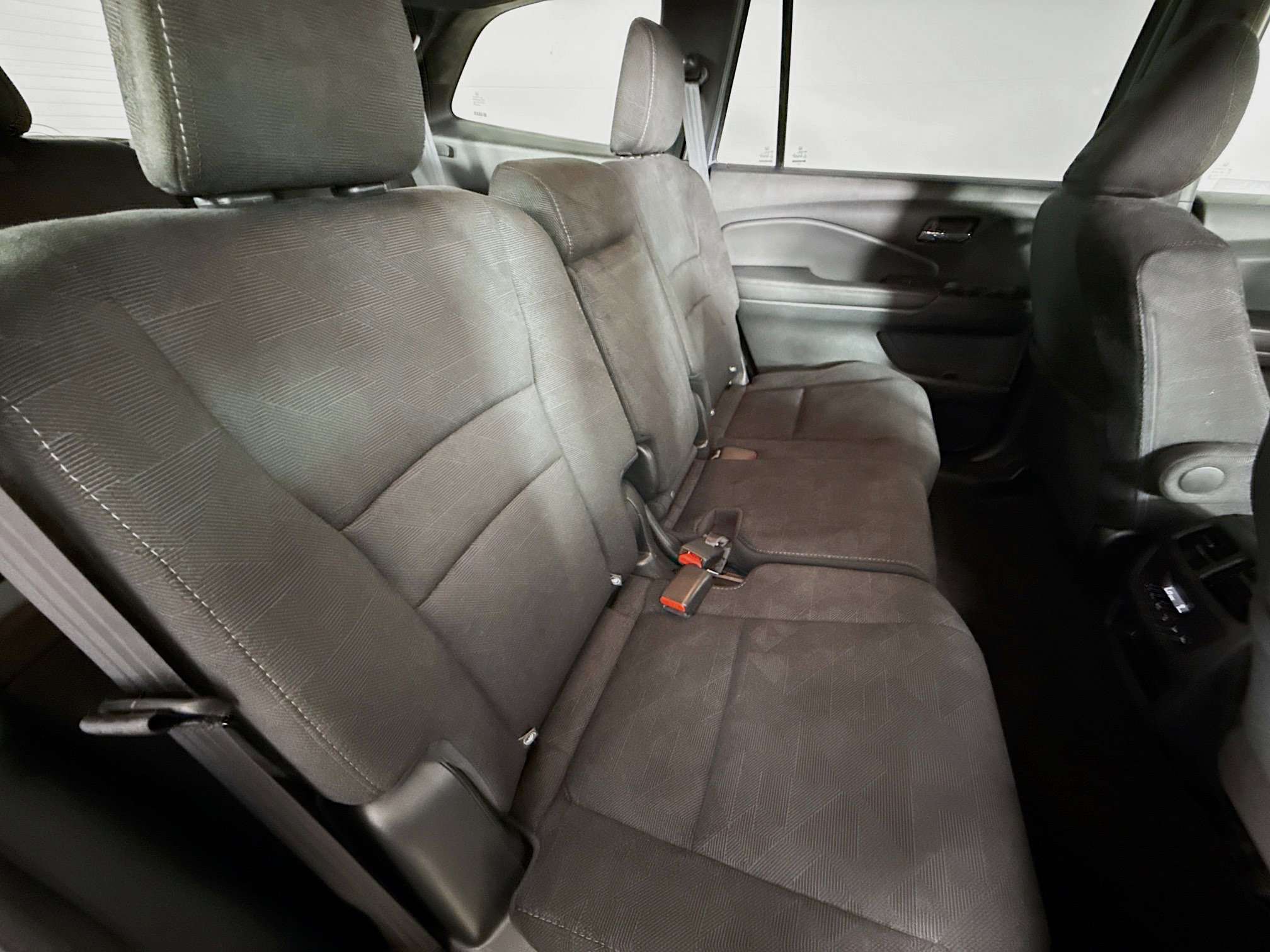Used 2022 Honda Pilot Sport image 35