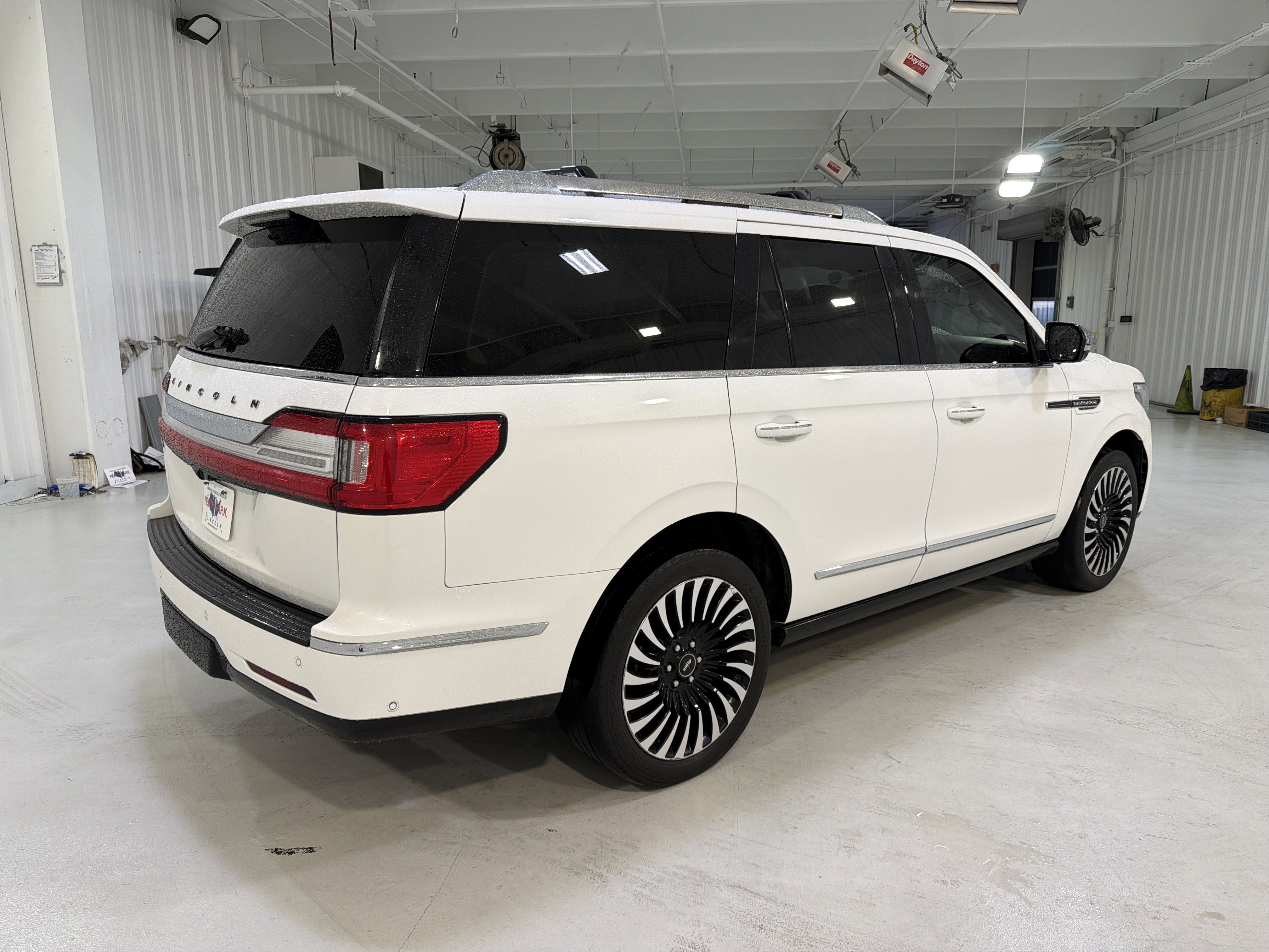 Used 2020 Lincoln Navigator Black Label w/ Cargo Convenience Package image 5
