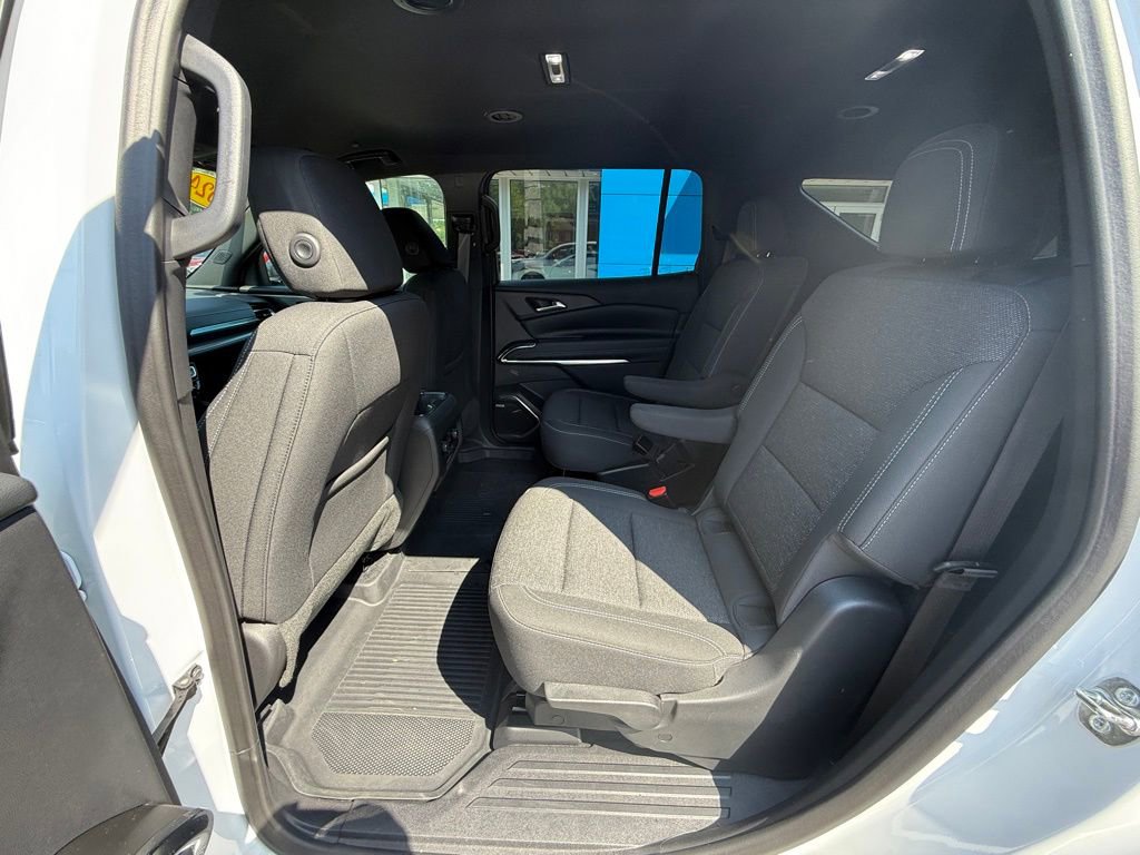 Used 2024 Chevrolet Traverse LT w/ Enhanced Driving Package image 20